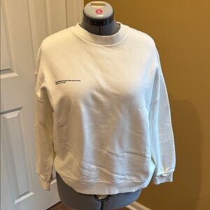 White Crewneck Crew Neck Sweater